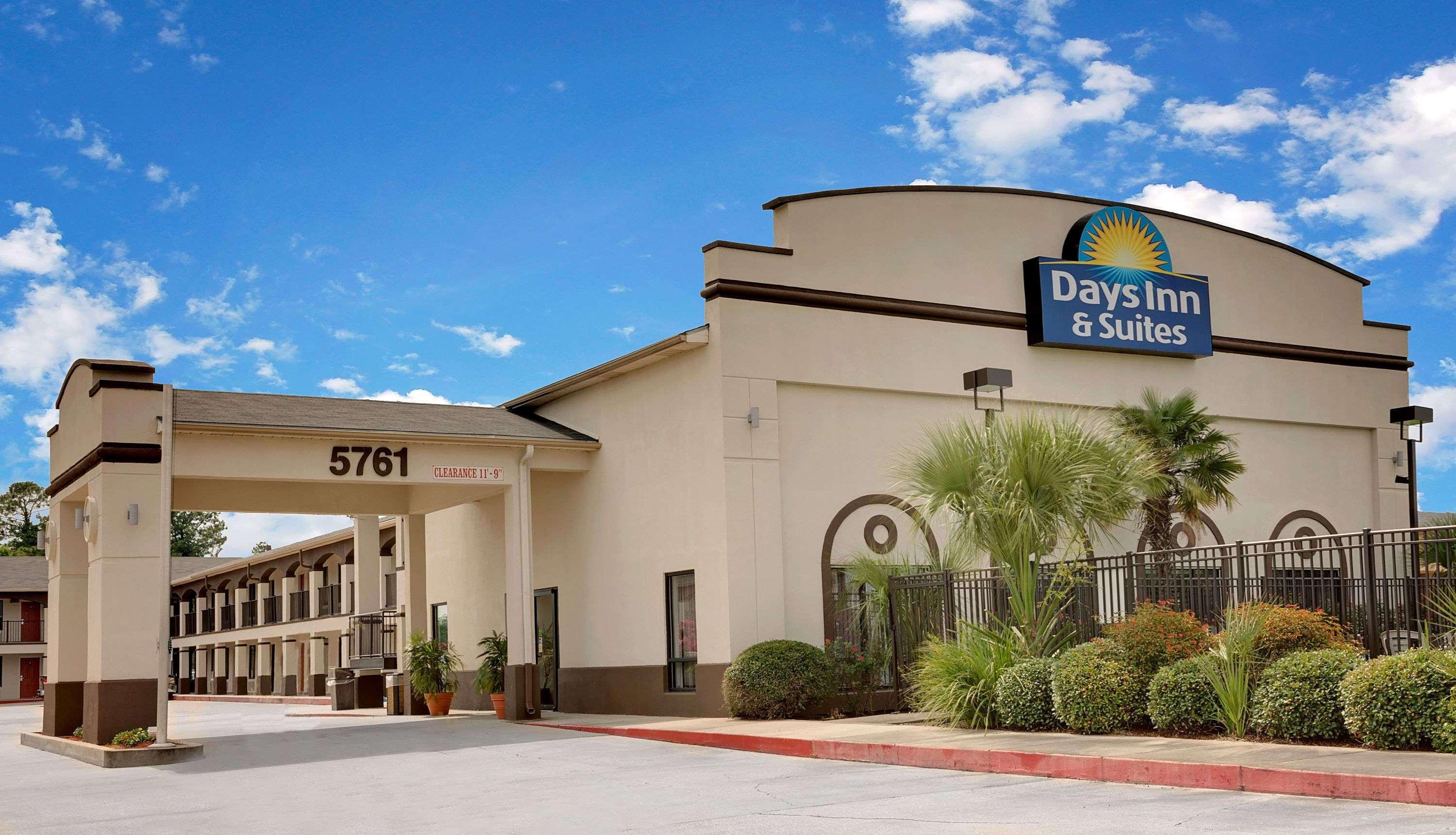 Days Inn & Suites By Wyndham Opelousas Extérieur photo